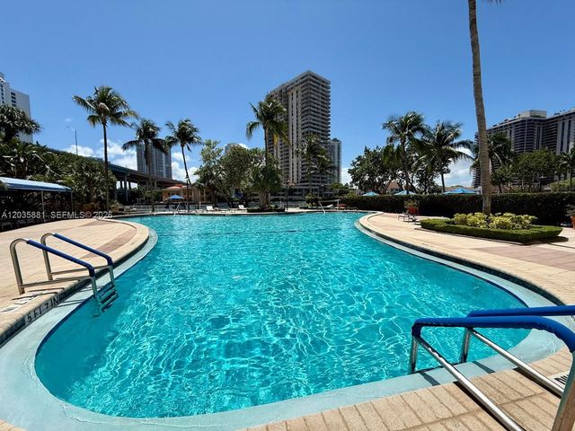 19390 Collins Ave 224, Sunny Isles Beach, FL 33160