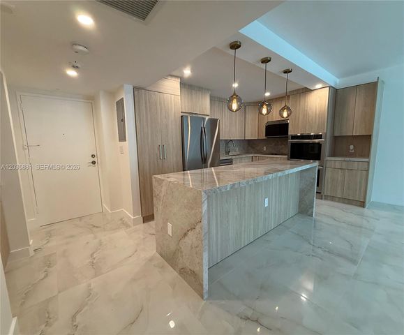 19390 Collins Ave 224, Sunny Isles Beach, FL 33160