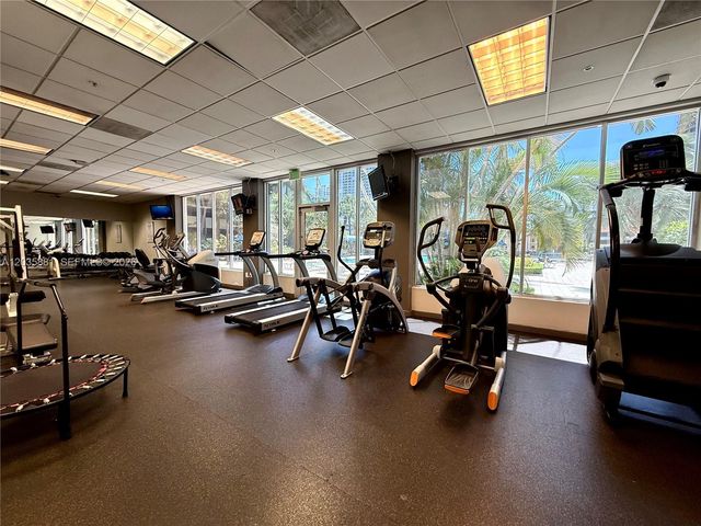 19390 Collins Ave 224, Sunny Isles Beach, FL 33160