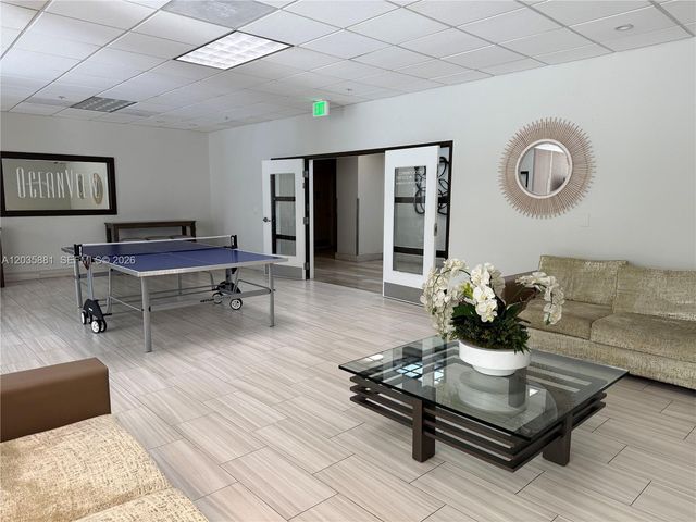 19390 Collins Ave 224, Sunny Isles Beach, FL 33160