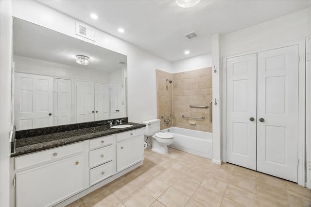 2230 S Piney Point Road 103, Houston, TX 77063