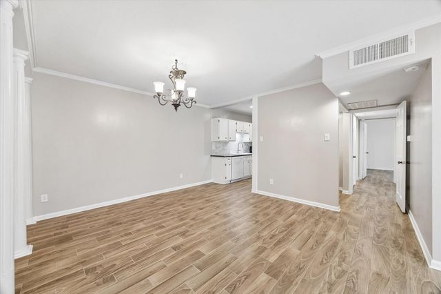 2230 S Piney Point Road 103, Houston, TX 77063