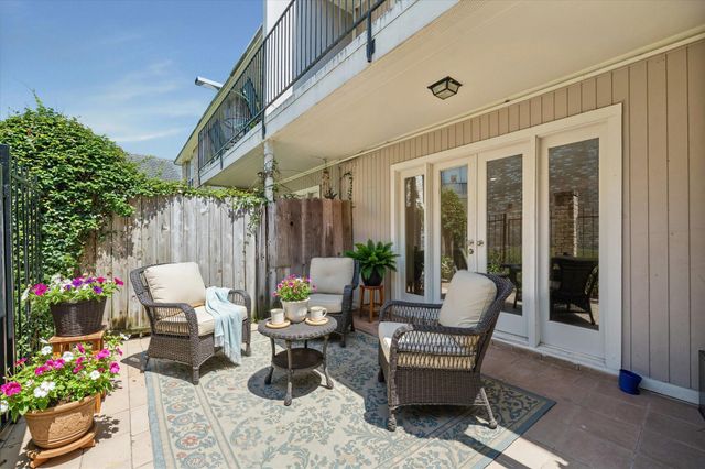 2230 S Piney Point Road 103, Houston, TX 77063