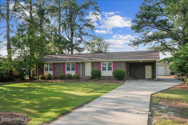 5419 Wayne Memorial Drive NE, Pikeville, NC 27863
