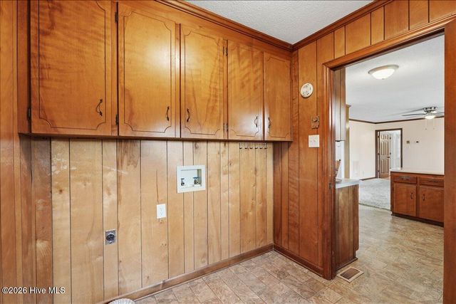 5419 Wayne Memorial Drive NE, Pikeville, NC 27863