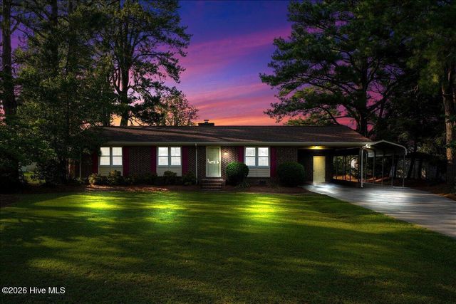 5419 Wayne Memorial Drive NE, Pikeville, NC 27863