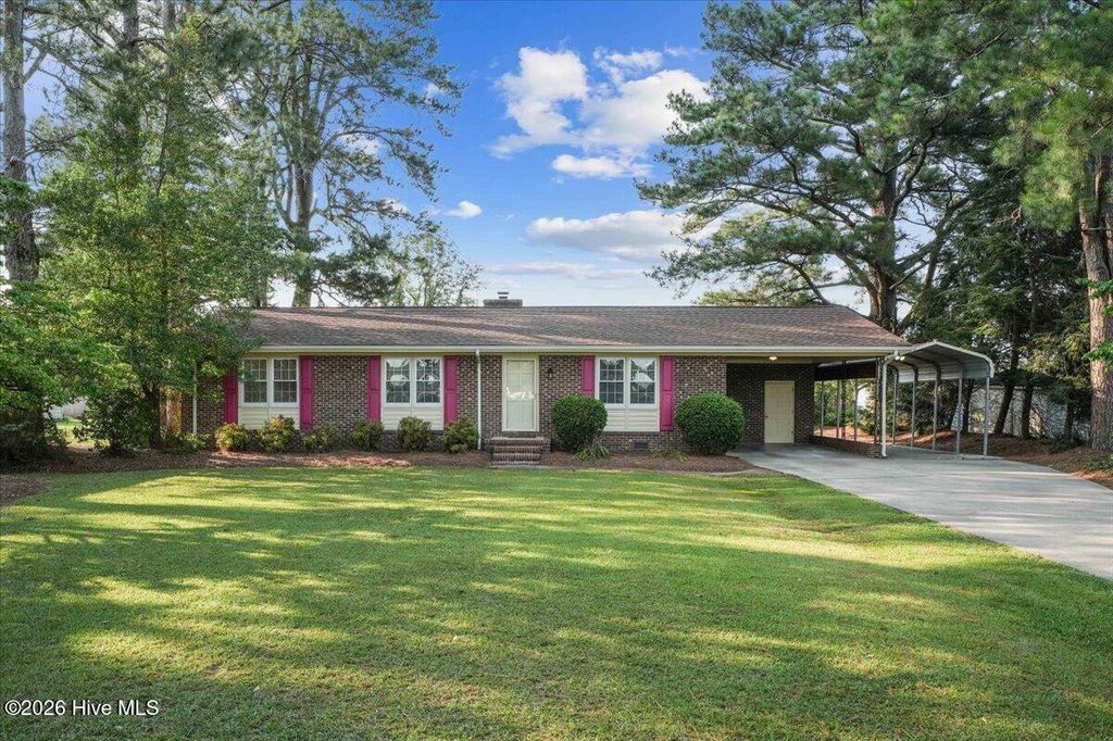 5419 Wayne Memorial Drive NE, Pikeville, NC 27863