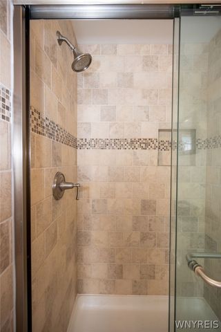 4550 Thrall Road, Cambria, NY 14094