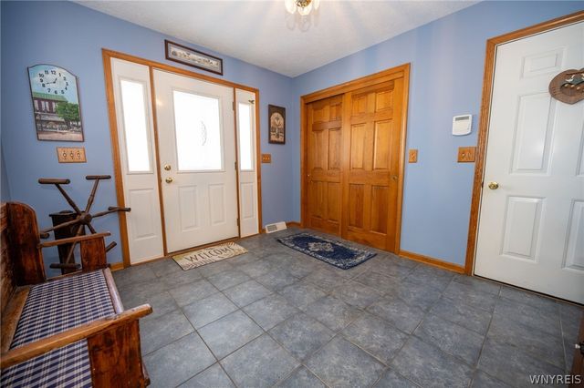 4550 Thrall Road, Cambria, NY 14094