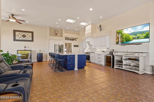 1220 Titania Court, Las Cruces, NM 88007
