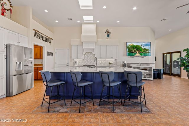 1220 Titania Court, Las Cruces, NM 88007