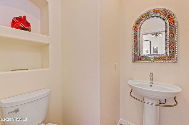 1220 Titania Court, Las Cruces, NM 88007