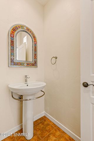 1220 Titania Court, Las Cruces, NM 88007