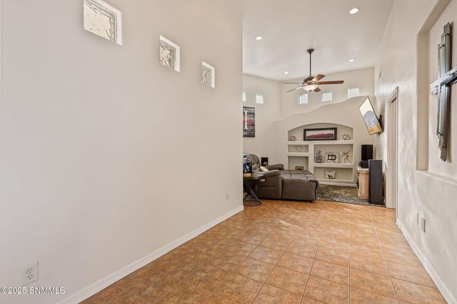 1220 Titania Court, Las Cruces, NM 88007