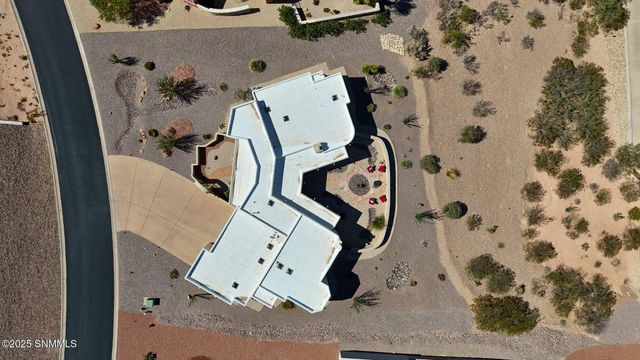 1220 Titania Court, Las Cruces, NM 88007