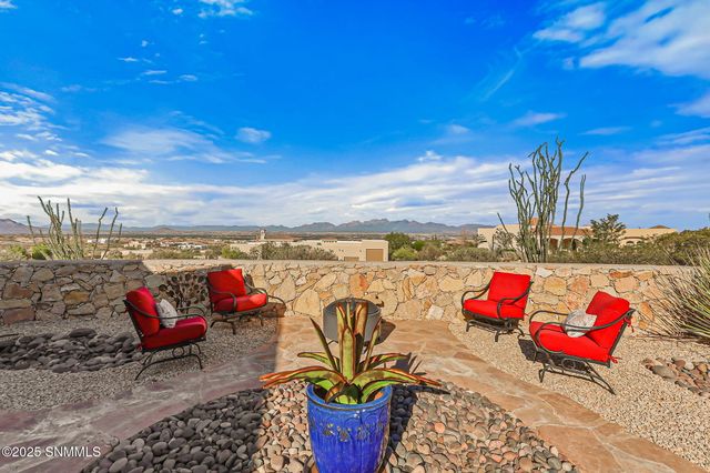 1220 Titania Court, Las Cruces, NM 88007