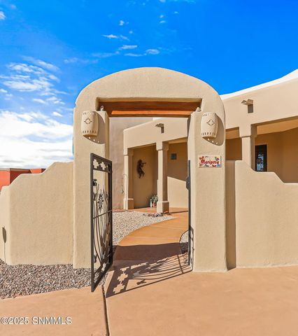 1220 Titania Court, Las Cruces, NM 88007
