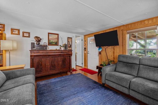 2073 N Pea Ridge Road, Pittsboro, NC 27312