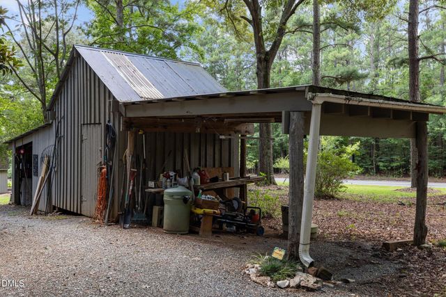 2073 N Pea Ridge Road, Pittsboro, NC 27312