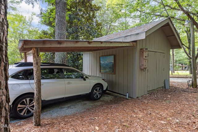 2073 N Pea Ridge Road, Pittsboro, NC 27312