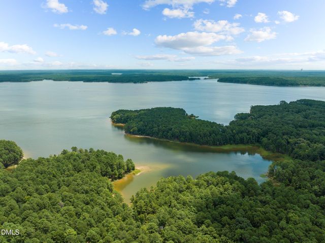 2073 N Pea Ridge Road, Pittsboro, NC 27312