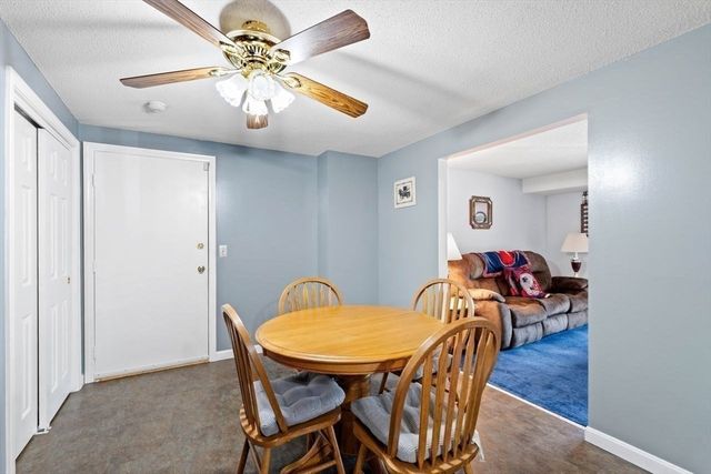 67 Randolph Dr 67, Tewksbury, MA 01876