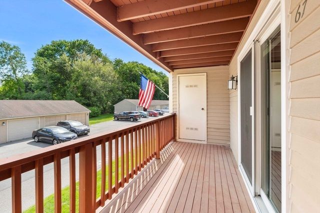67 Randolph Dr 67, Tewksbury, MA 01876