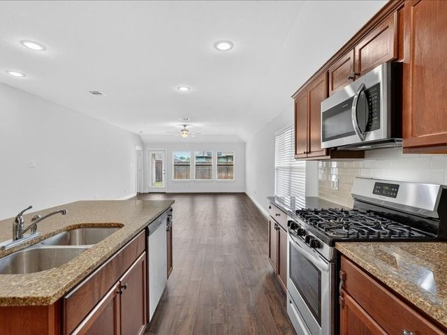4218 Bullock Lane, Forney, TX 75126