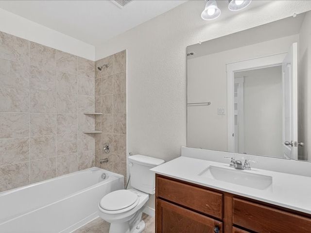 4218 Bullock Lane, Forney, TX 75126