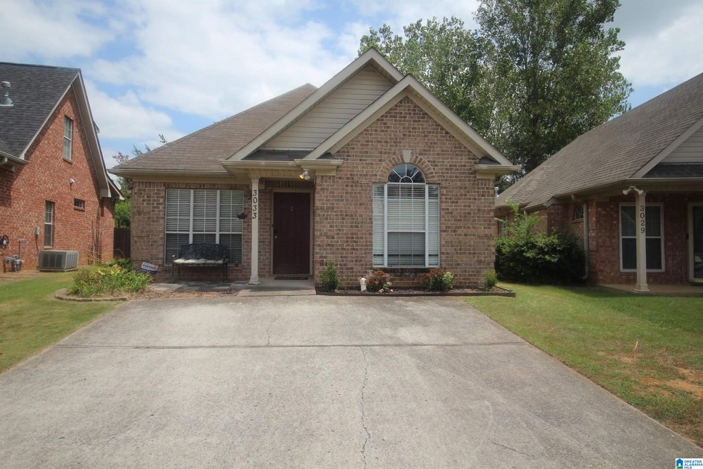 3033 SUMMIT DRIVE, Fultondale, AL 35068