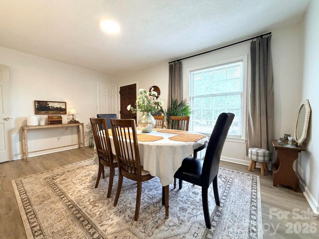 165 Northwest Road, Hickory, NC 28601