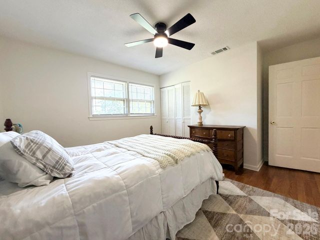 165 Northwest Road, Hickory, NC 28601