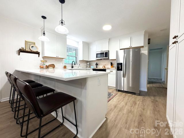 165 Northwest Road, Hickory, NC 28601