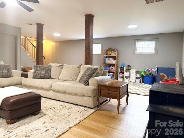 165 Northwest Road, Hickory, NC 28601