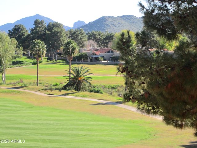 4303 E CACTUS Road 423, Phoenix, AZ 85032