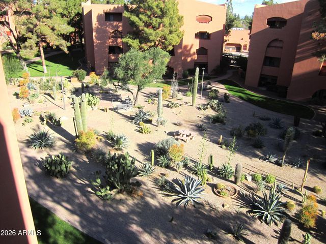 4303 E CACTUS Road 423, Phoenix, AZ 85032