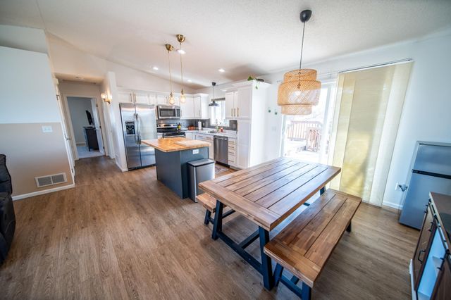 5944 Belfry Ln NW, Rochester, MN 55901