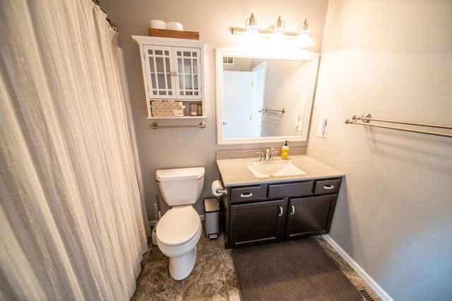 5944 Belfry Ln NW, Rochester, MN 55901