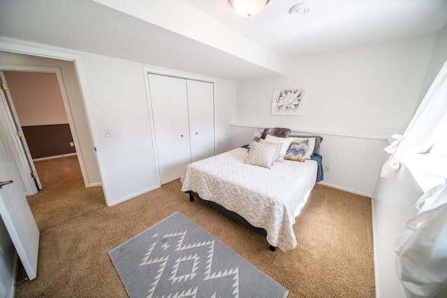 5944 Belfry Ln NW, Rochester, MN 55901