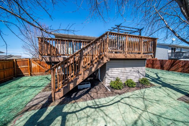 5944 Belfry Ln NW, Rochester, MN 55901