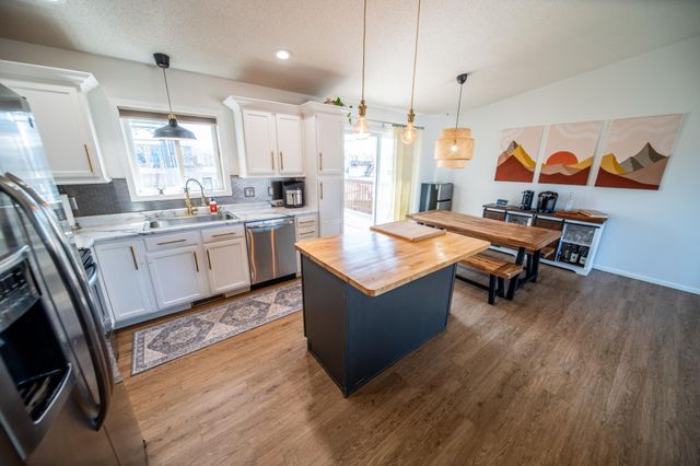 5944 Belfry Ln NW, Rochester, MN 55901