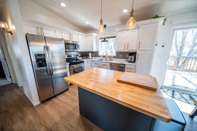 5944 Belfry Ln NW, Rochester, MN 55901