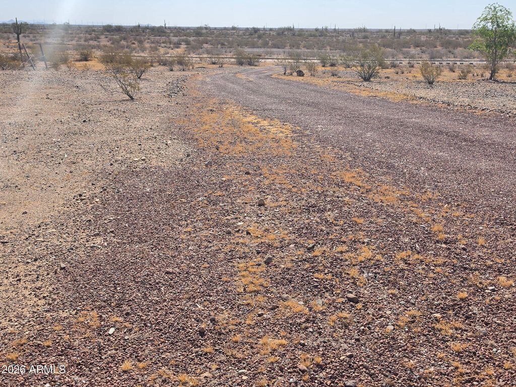 Image 10 of property listing at 30702 N 299TH Avenue 49, Wittmann, AZ 85361