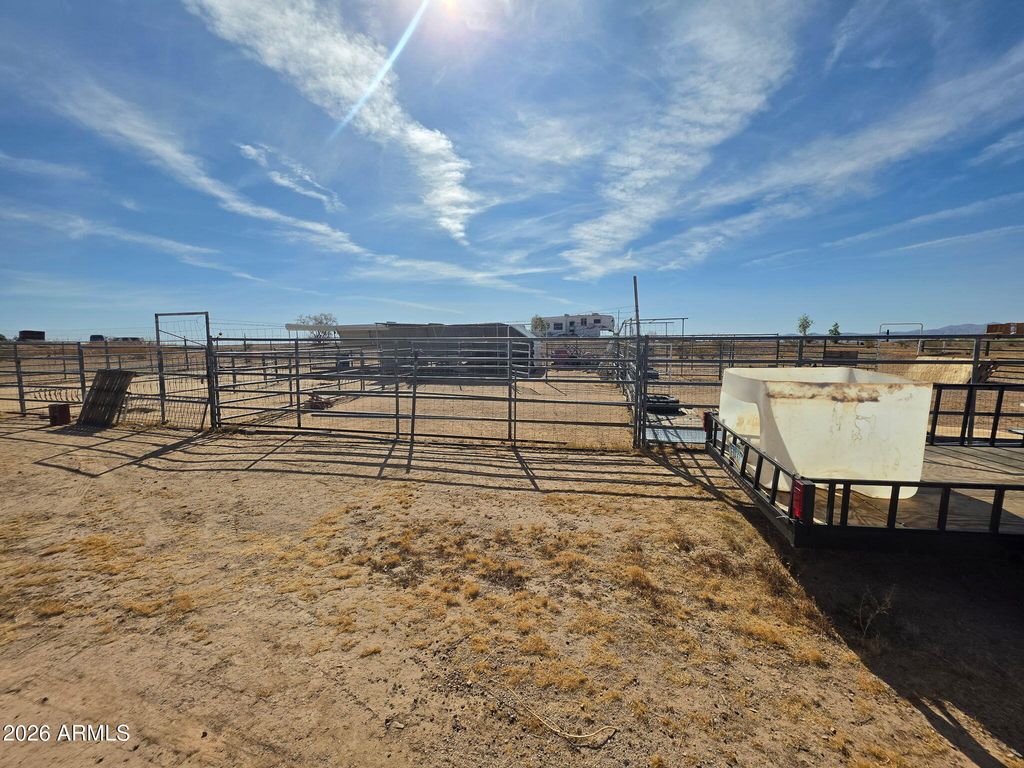 Image 3 of property listing at 30702 N 299TH Avenue 49, Wittmann, AZ 85361