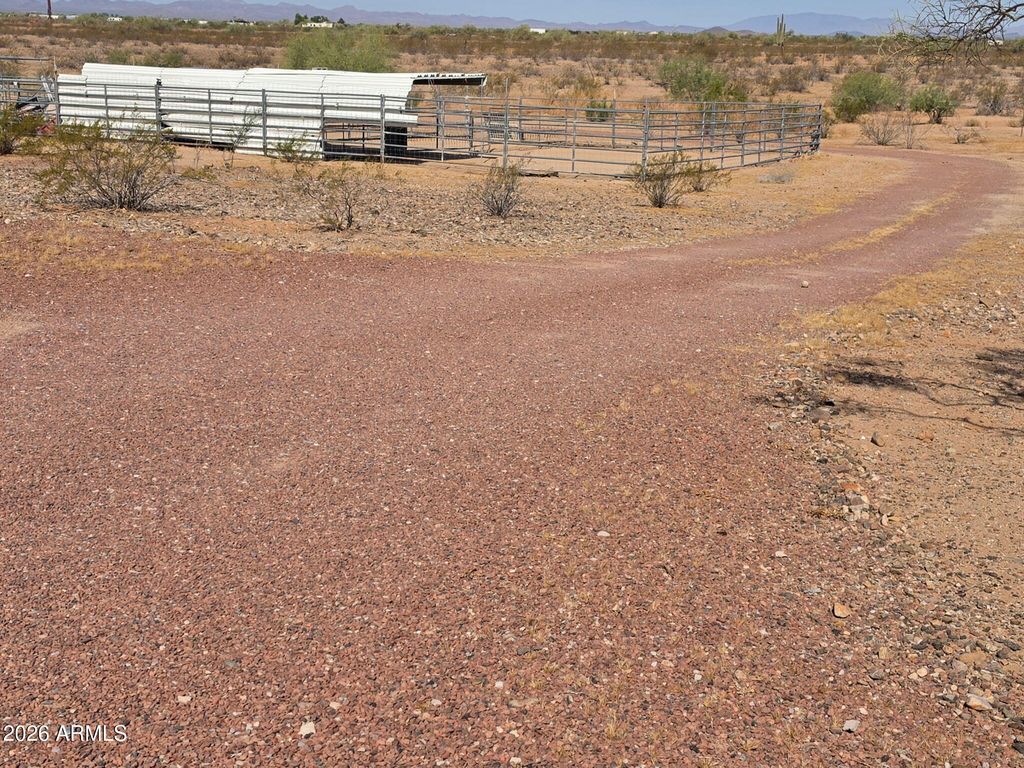 Image 7 of property listing at 30702 N 299TH Avenue 49, Wittmann, AZ 85361