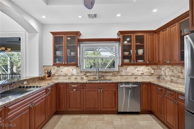 2312 Starfish LN, Sanibel, FL 33957