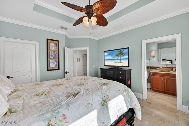 2312 Starfish LN, Sanibel, FL 33957