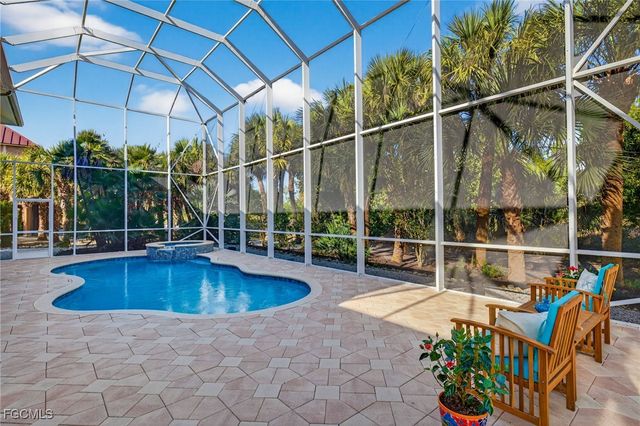 2312 Starfish LN, Sanibel, FL 33957