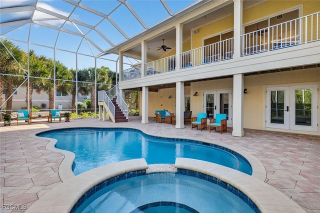 2312 Starfish LN, Sanibel, FL 33957