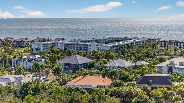 2312 Starfish LN, Sanibel, FL 33957